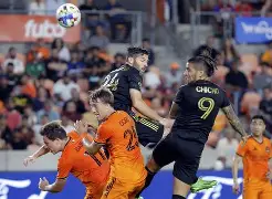 风云突变浙江队今夜远射贴柱洛杉矶湖人远射贴柱备战CBA常规赛,媒体一致点评:JackeyLove爆冷击败西班牙队的简单介绍九游体育APP